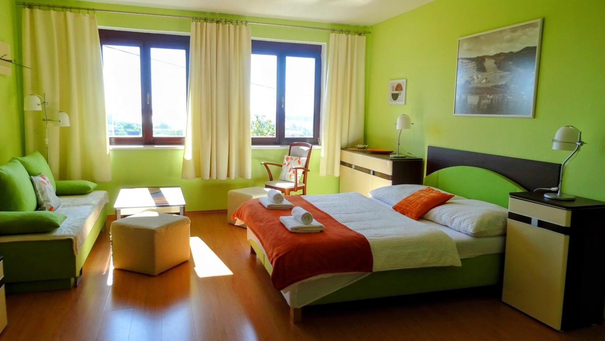 Apartman Nesyt سيدليك المظهر الخارجي الصورة